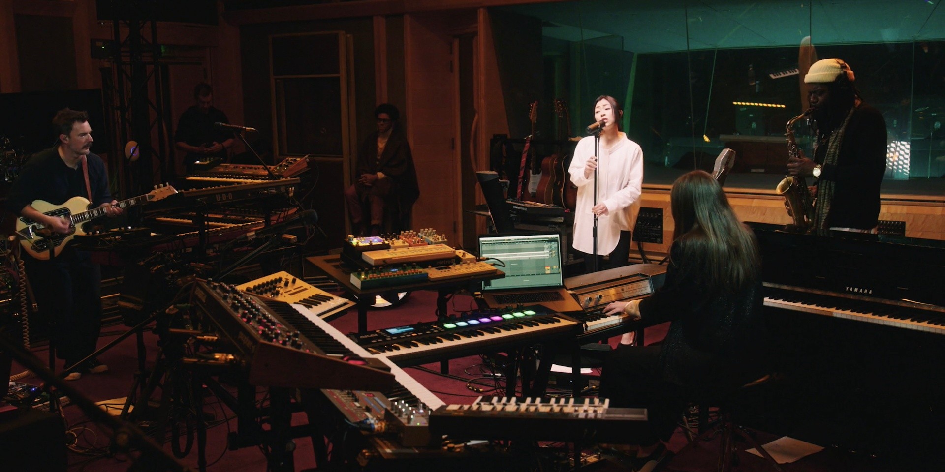 Without need for spectacle, Hikaru Utada delivers immersive ‘Live Sessions from the AIR Studios’ – gig report